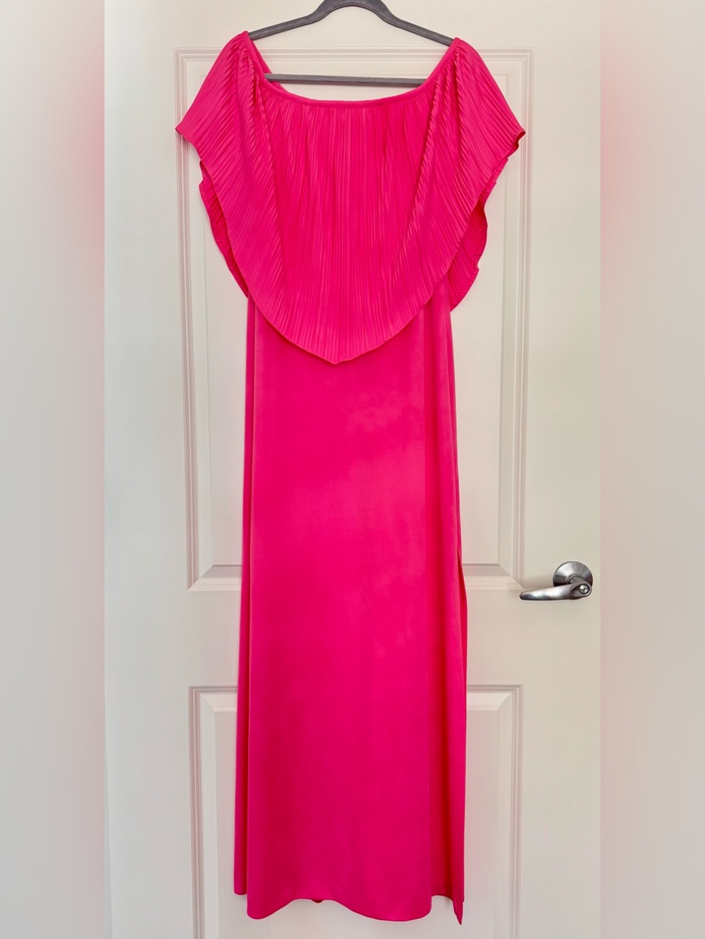 Vintage 70s JT Dress Co by Jody of California Hot Pink Off Shoulder Maxi Dress